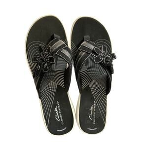 Clarks Cloudsteppers Breeze Opal Flower Flip Flops NWD Size 9 M